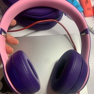 Used Beats Solo Wireless. Had them for 2 years.